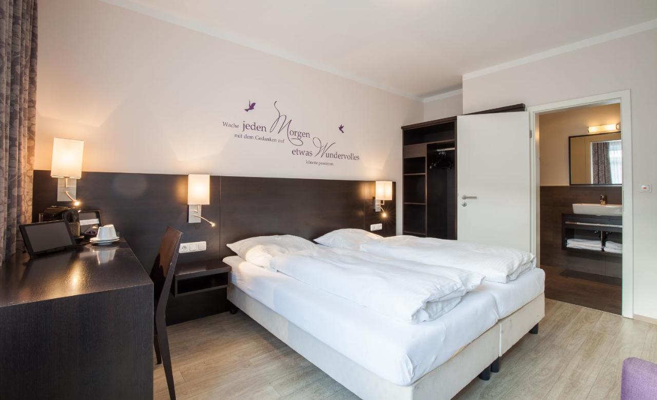 Hotel Sleepbeeone Wilhelmshaven Exterior foto
