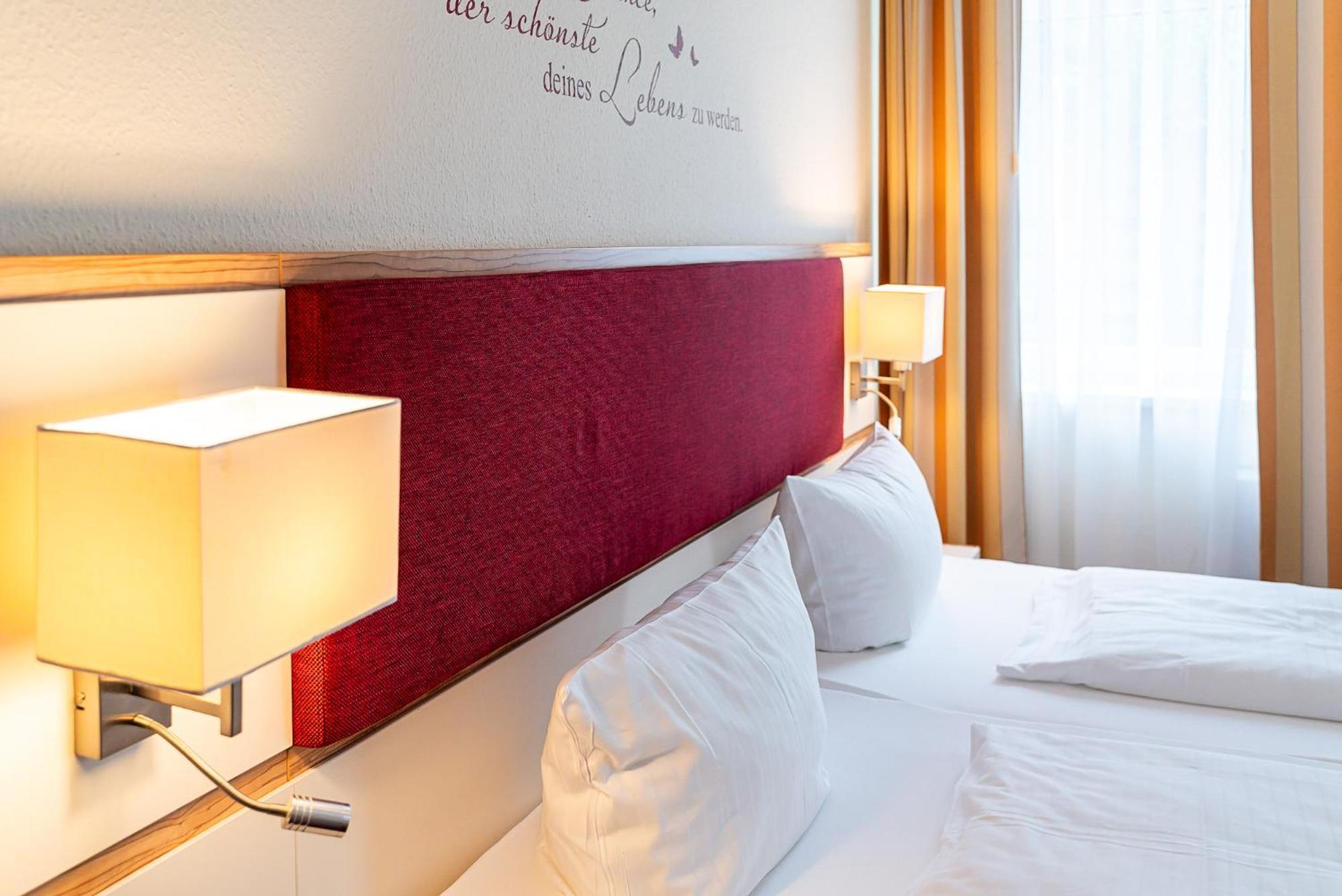 Hotel Sleepbeeone Wilhelmshaven Exterior foto