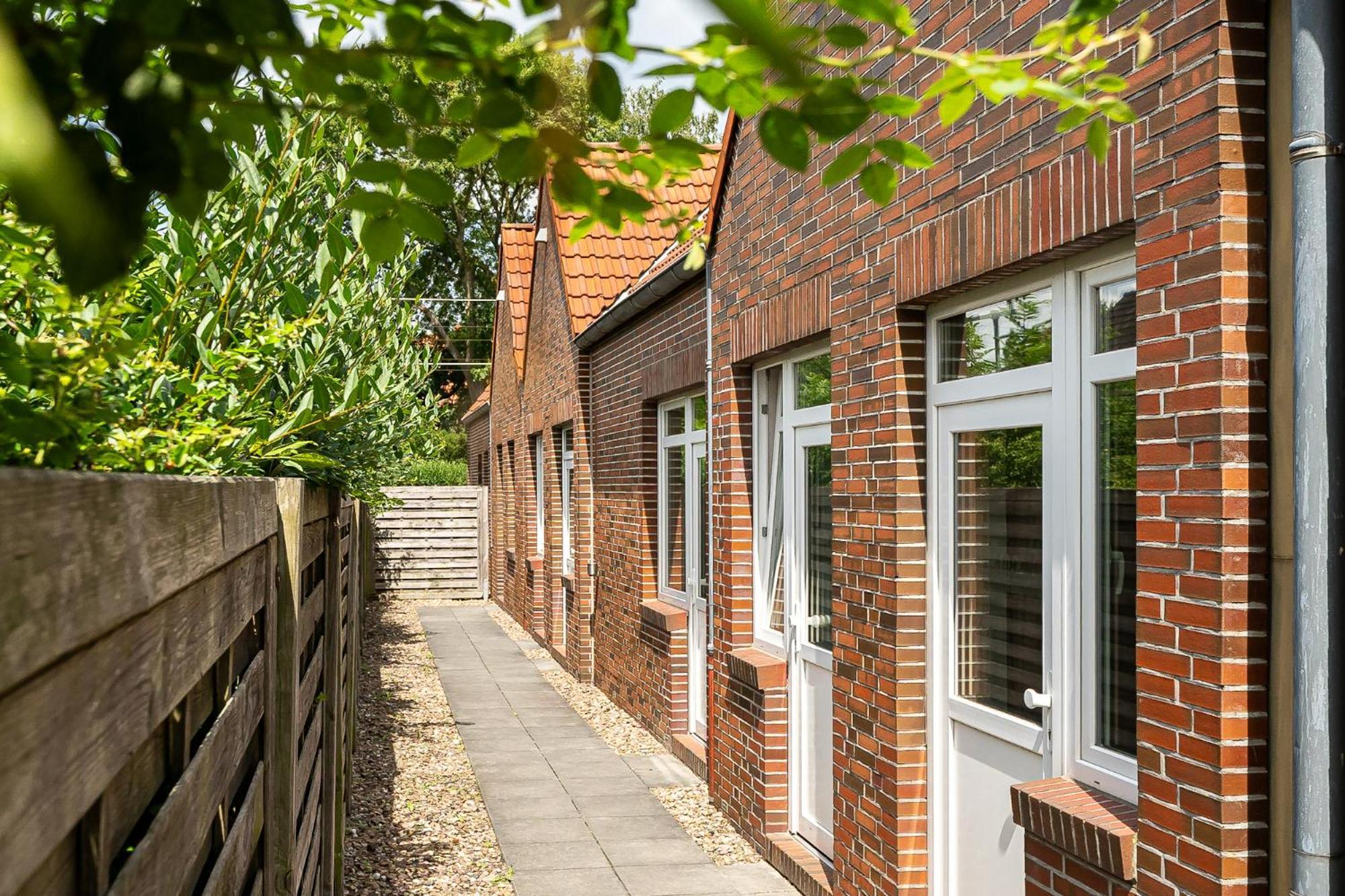 Hotel Sleepbeeone Wilhelmshaven Exterior foto